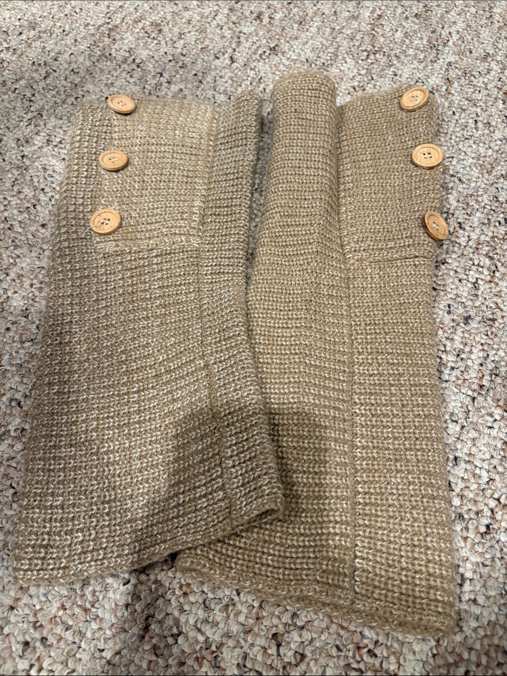 Chunky Knit Buttoned boot cuffs - Camel
